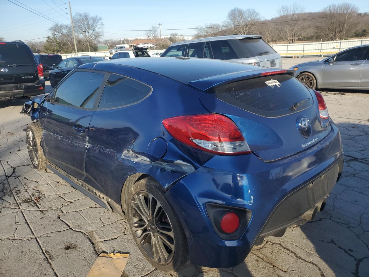 2016 Hyundai Veloster - Image 2