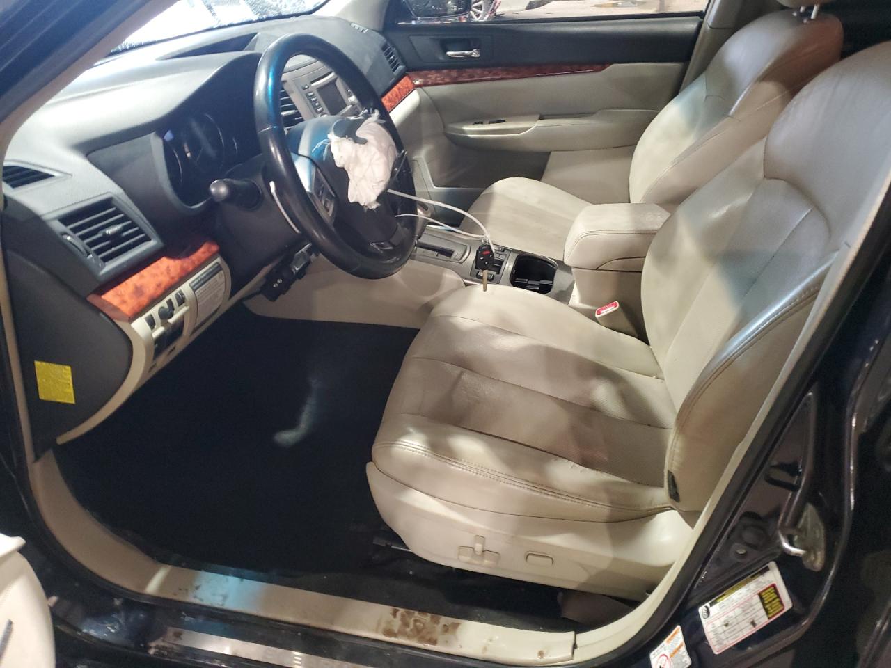 2012 Subaru Outback - Image 7