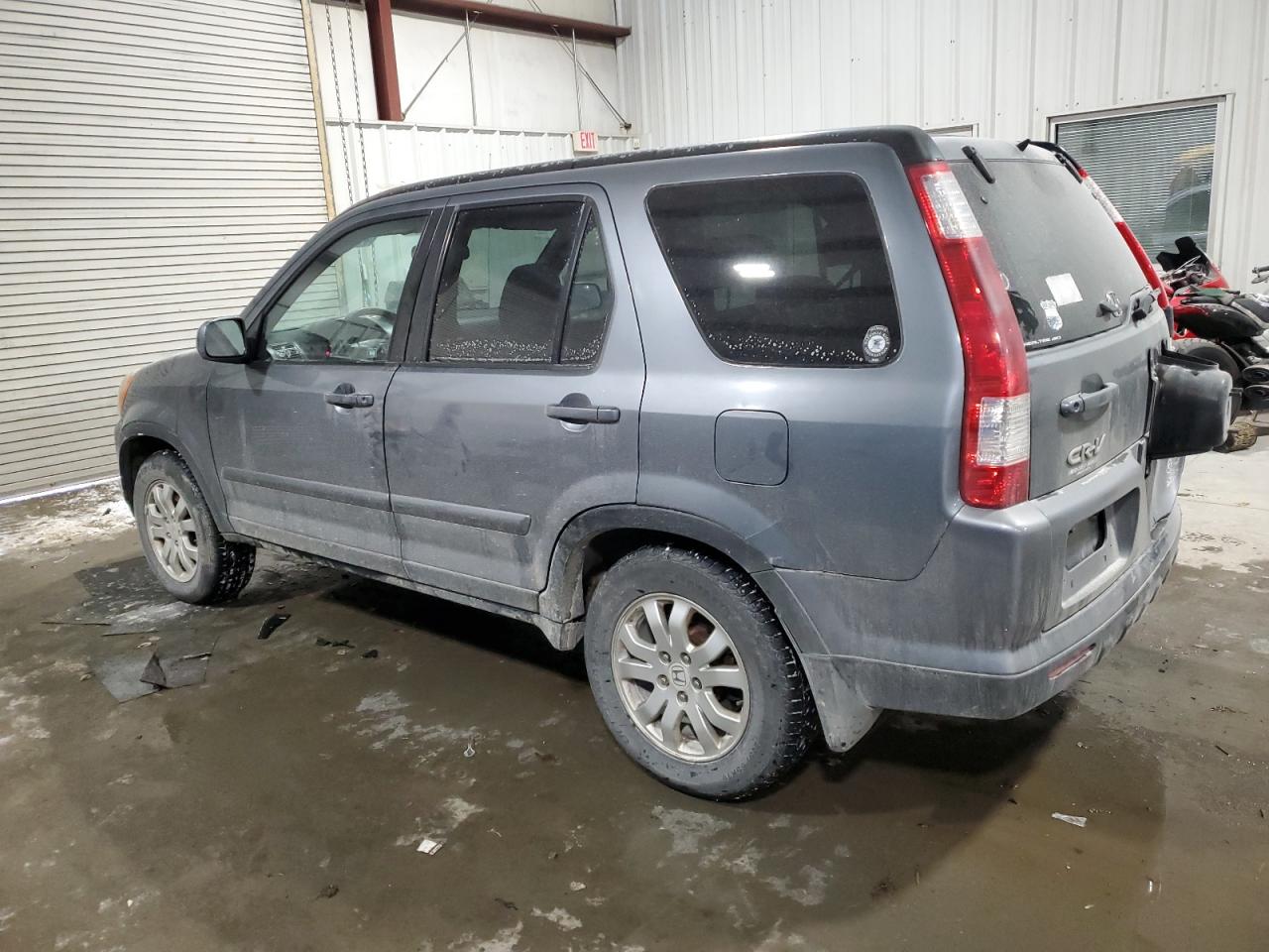 2006 Honda CR-V - Image 2
