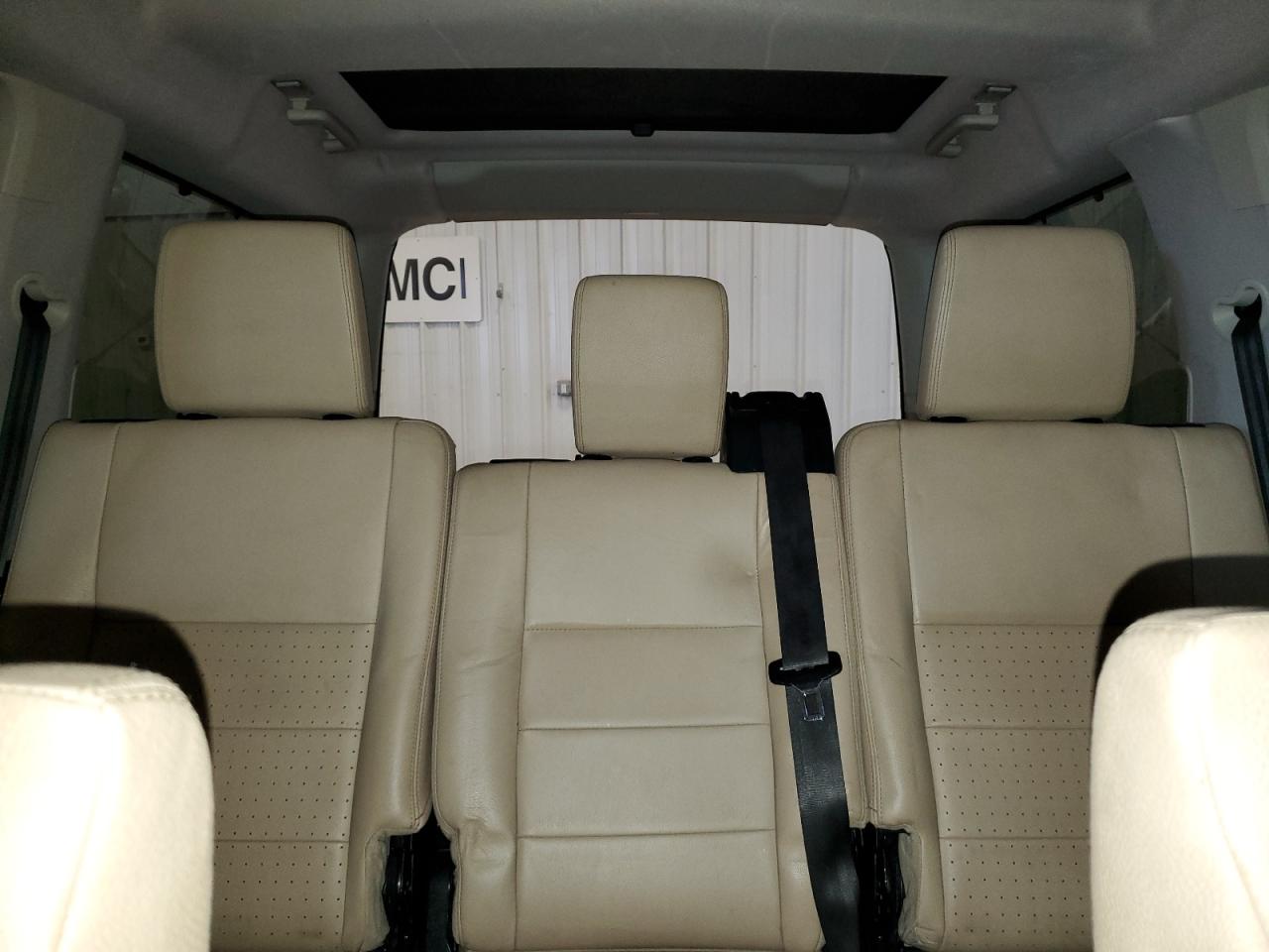 2007 Land Rover LR3 - Image 10