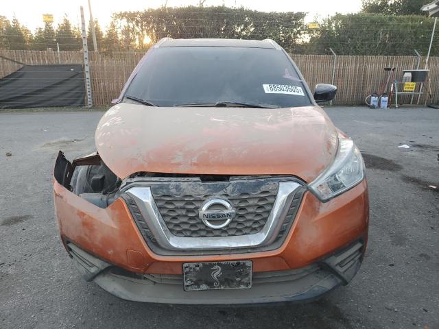  NISSAN KICKS 2018 Оранжевий