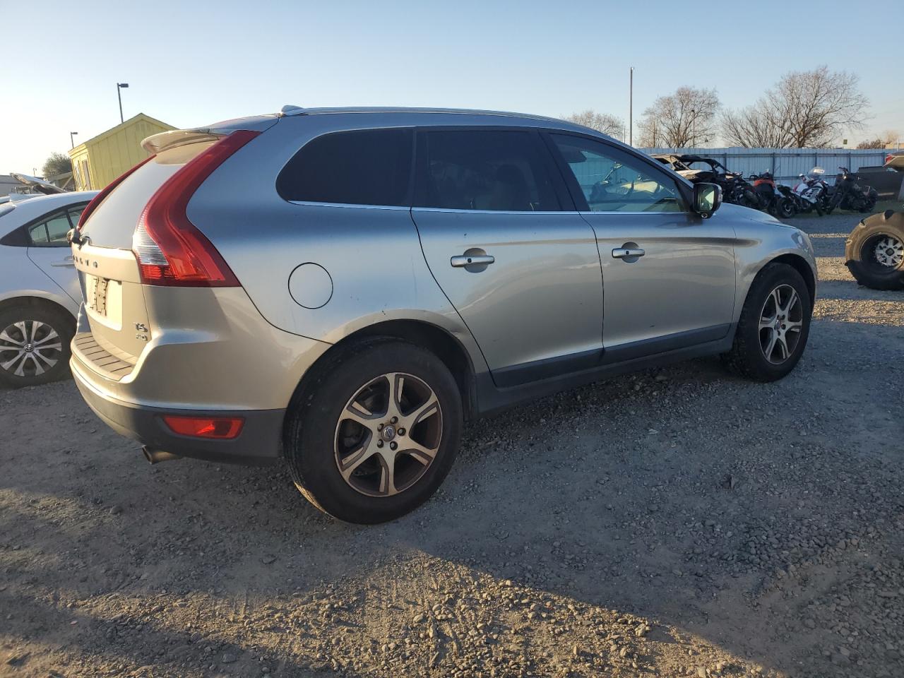 VIN YV4902DZ1D2414360 2013 VOLVO XC60 no.3