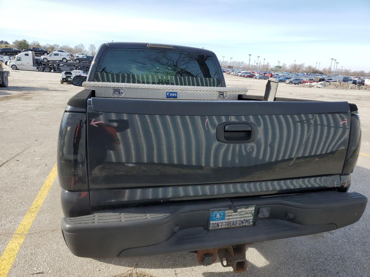 2004 Chevrolet Silverado - Image 6