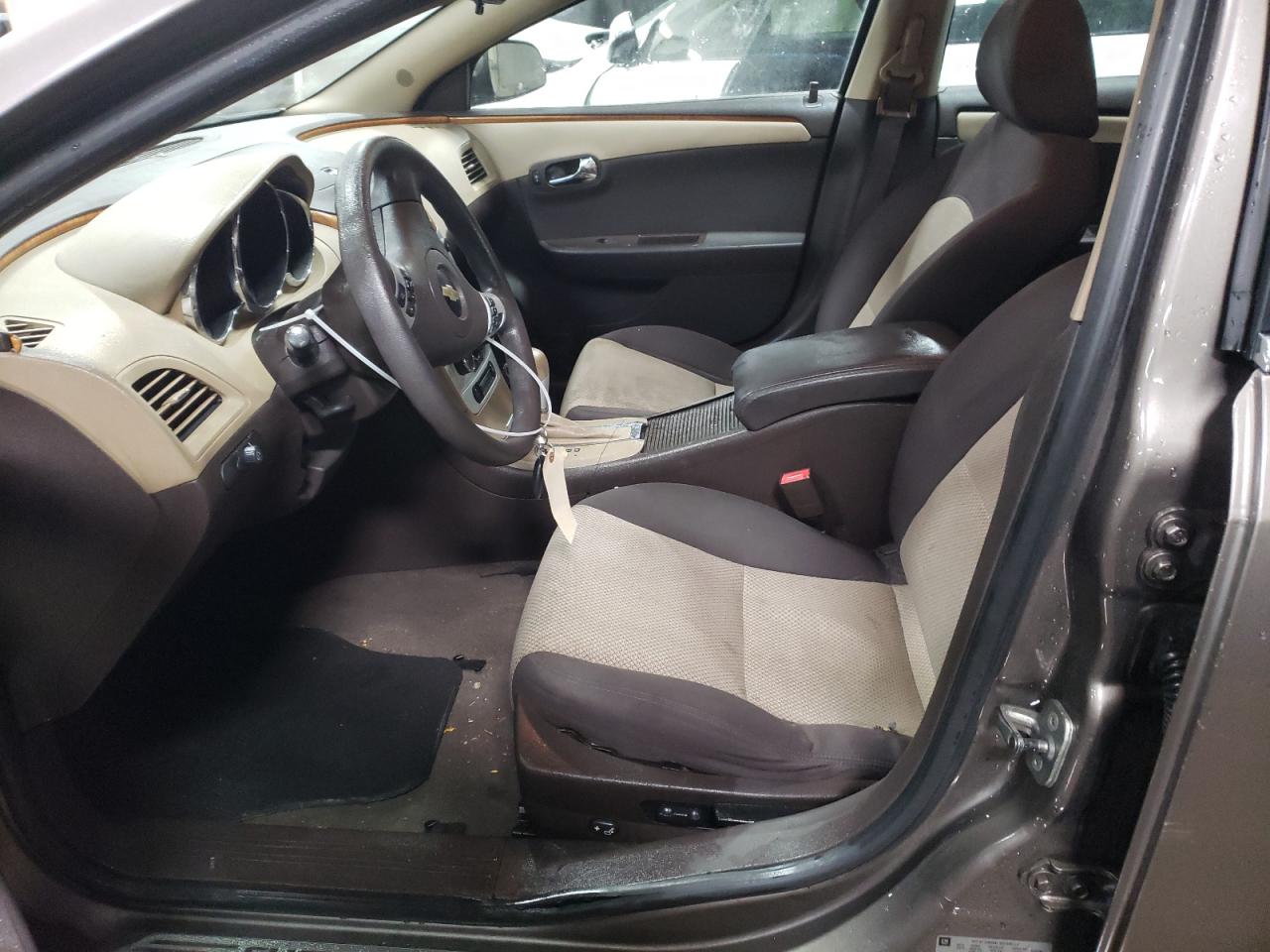 2011 Chevrolet Malibu - Image 7