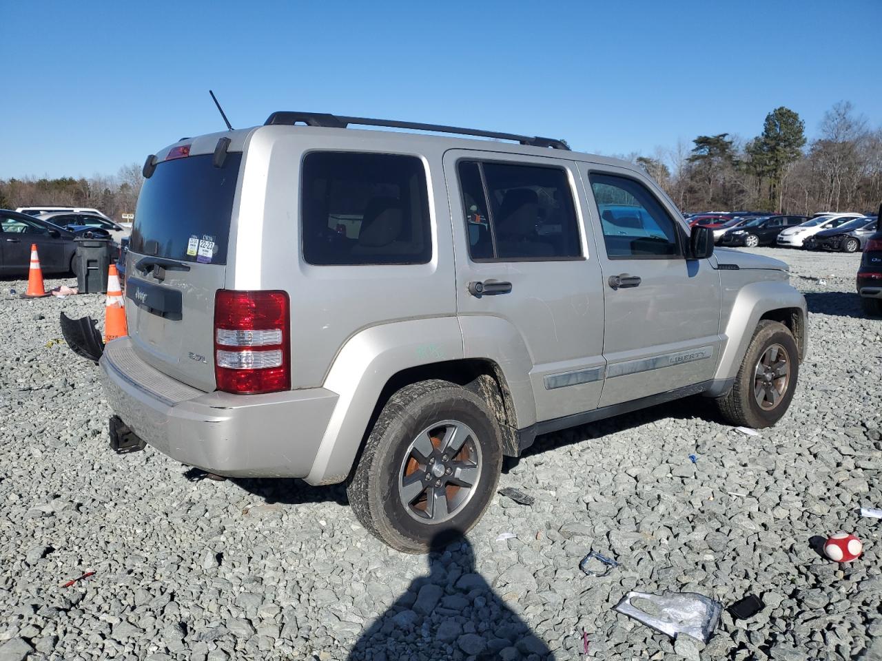 2008 Jeep Liberty (North America) - Image 3