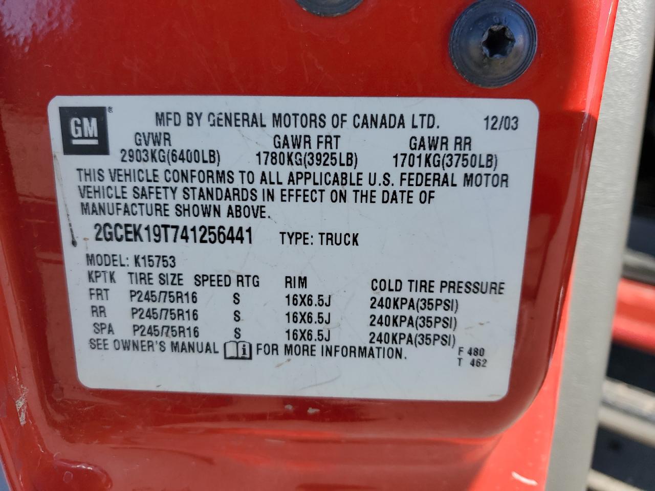 2004 Chevrolet Silverado - Image 14