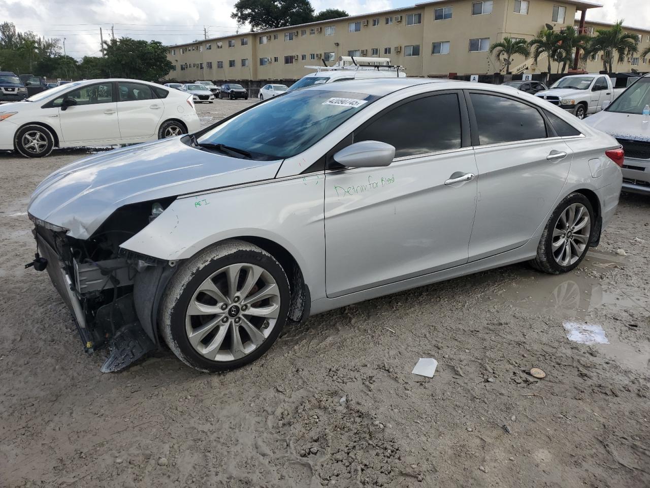 2013 Hyundai Sonata - Image 1
