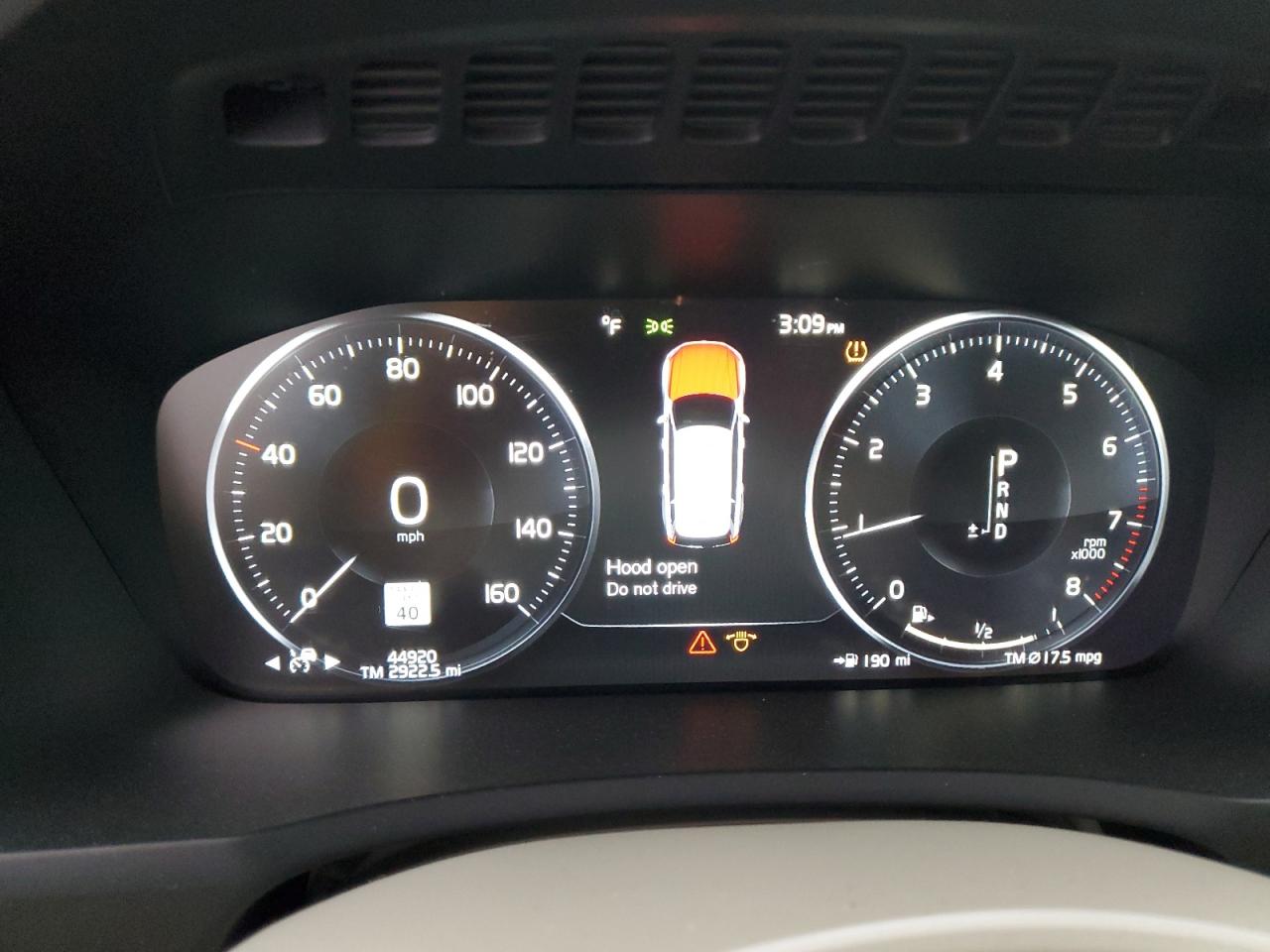 2019 Volvo XC90 - Image 9
