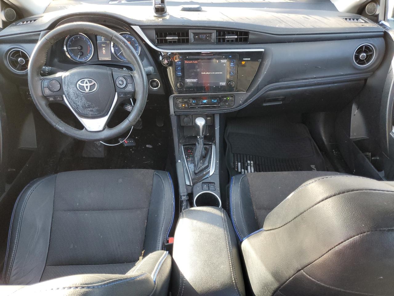 2017 Toyota Corolla - Image 8