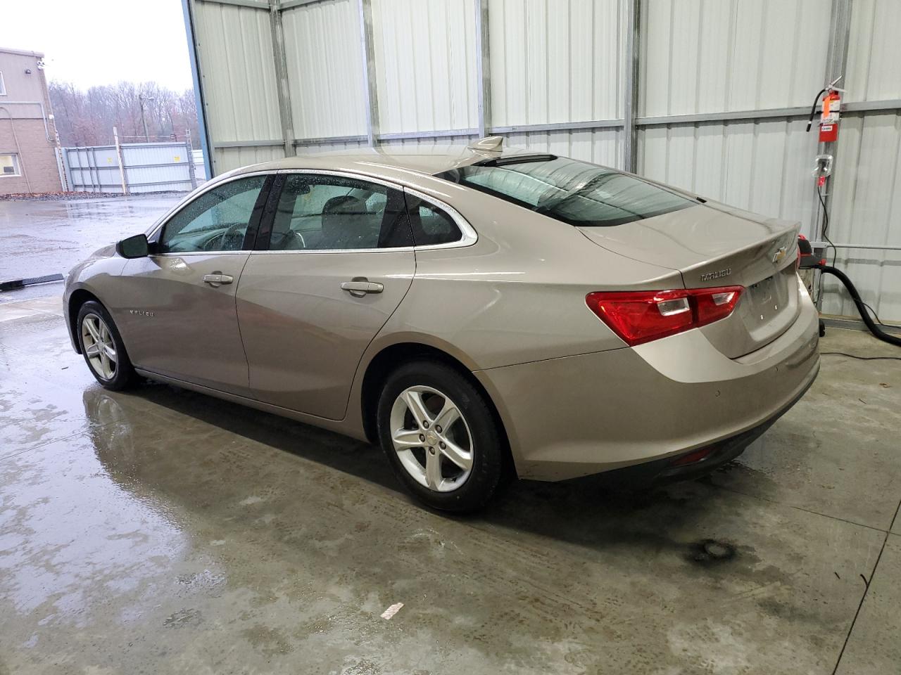 2023 Chevrolet Malibu - Image 2