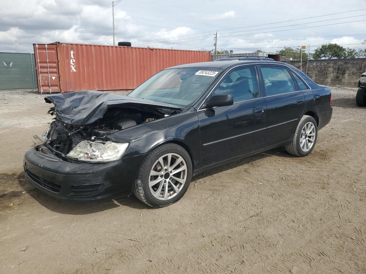 2002 Toyota Avalon - Image 1