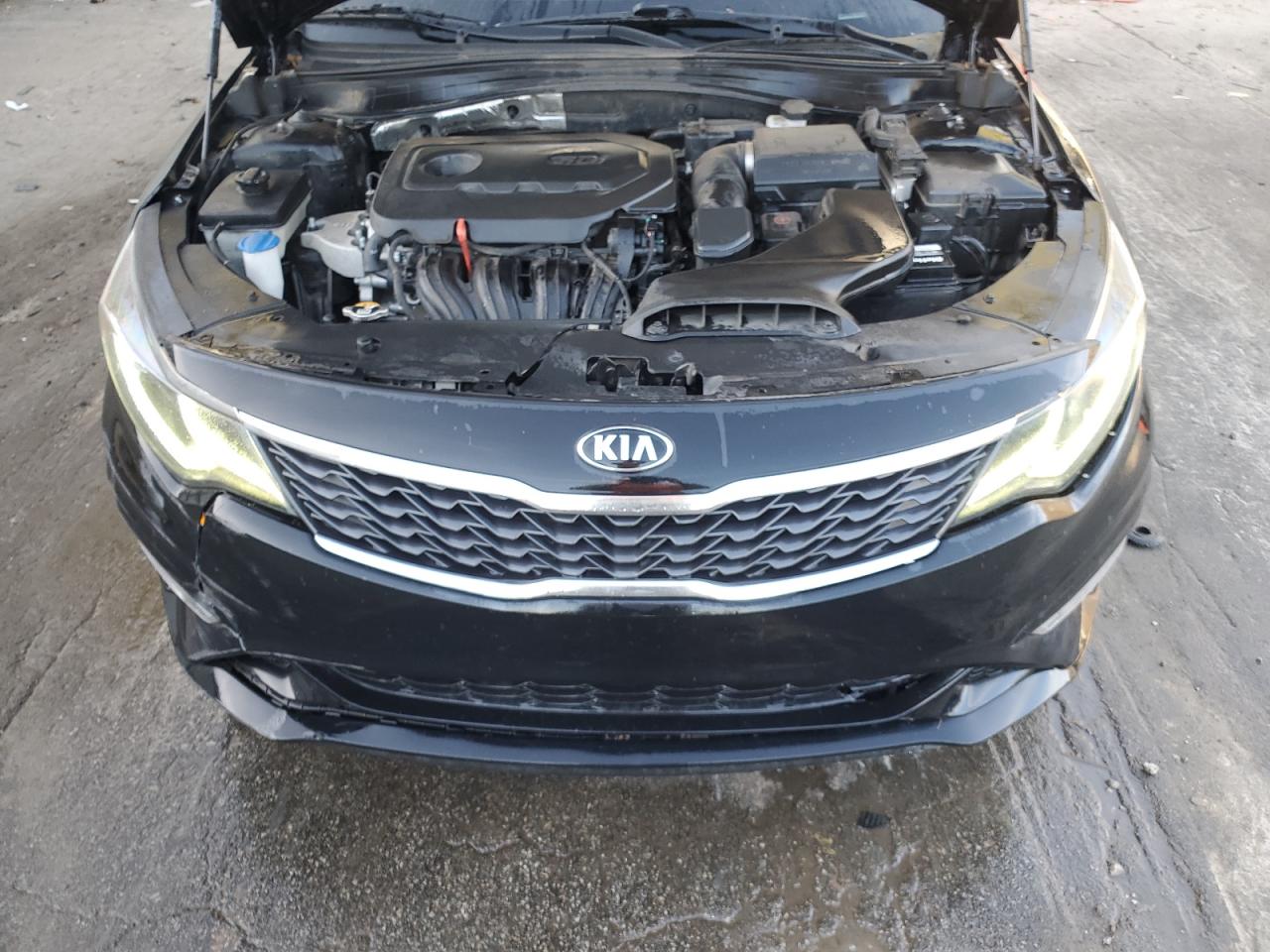 2020 Kia Optima - Image 11