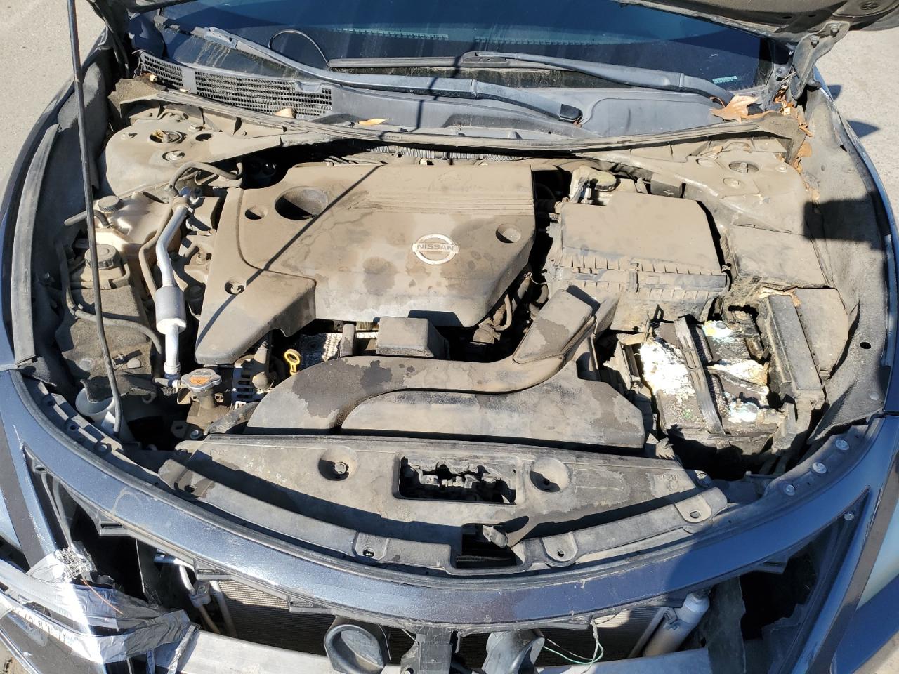2015 Nissan Altima - Image 11