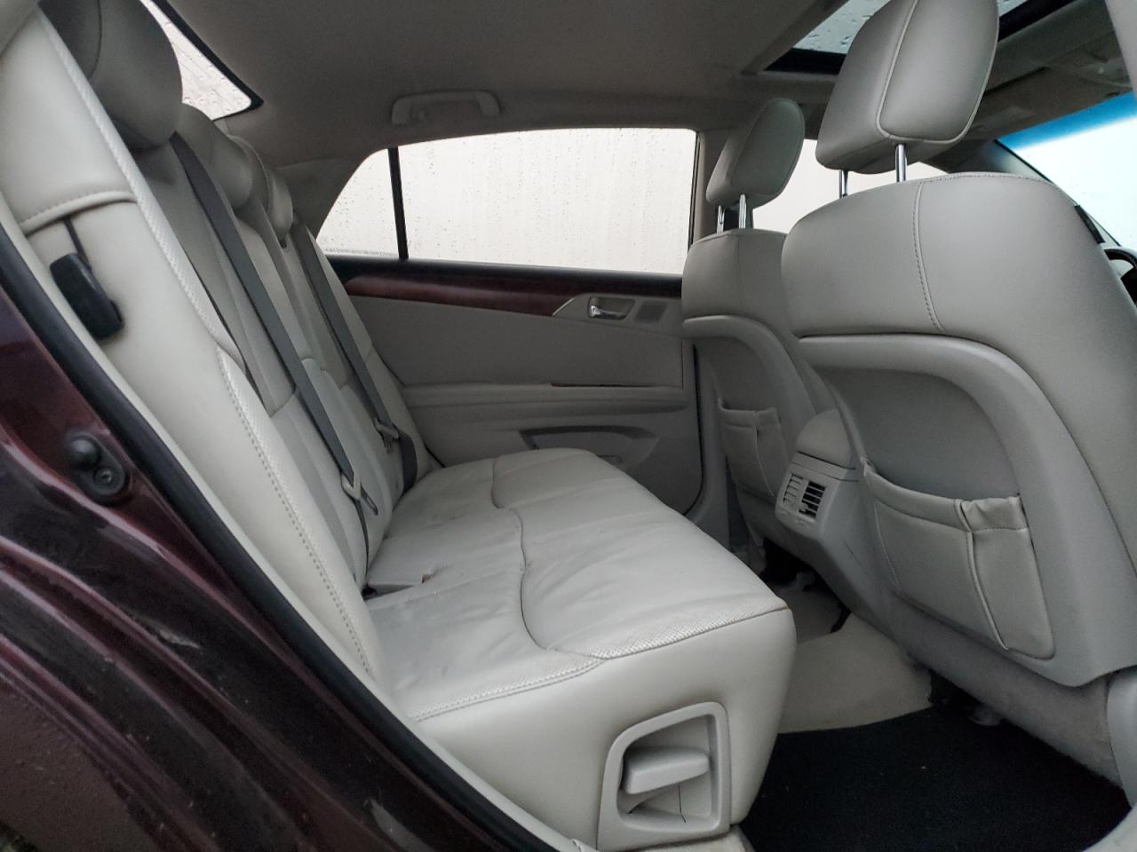 2011 Toyota Avalon - Image 10