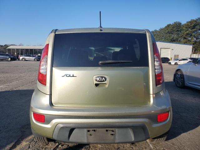  KIA SOUL 2013 Зеленый