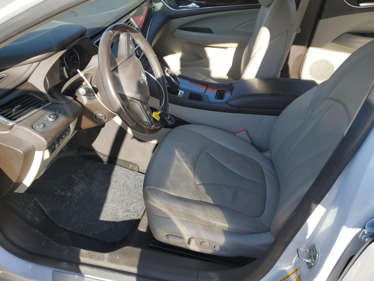 2017 Buick LaCrosse - Image 7