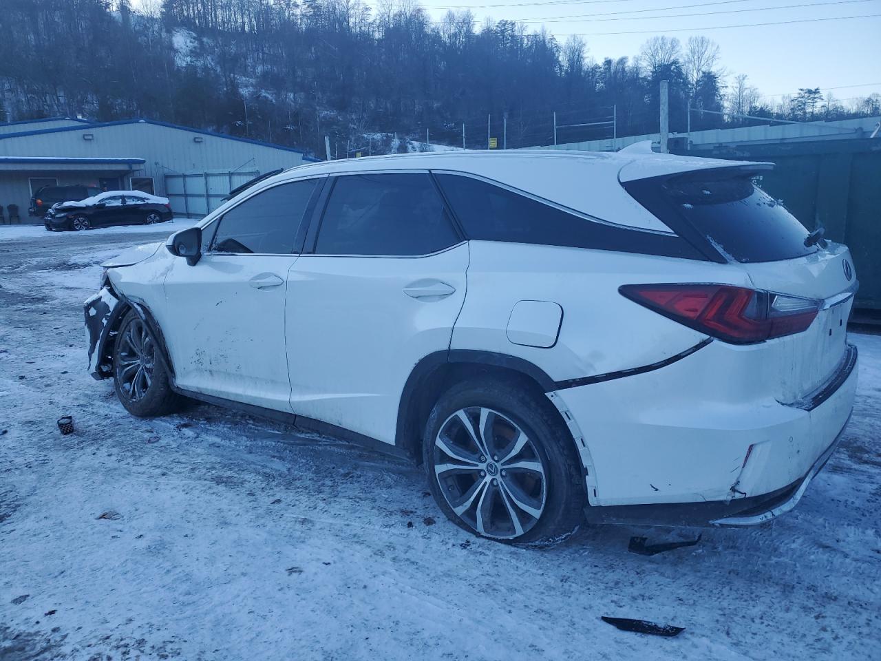 2019 Lexus RX - Image 2