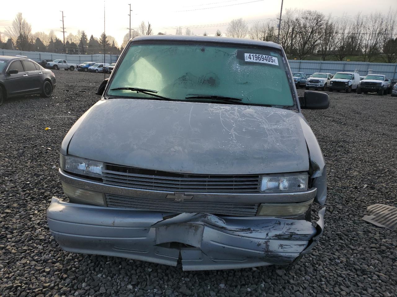 1999 Chevrolet Astro - Image 5