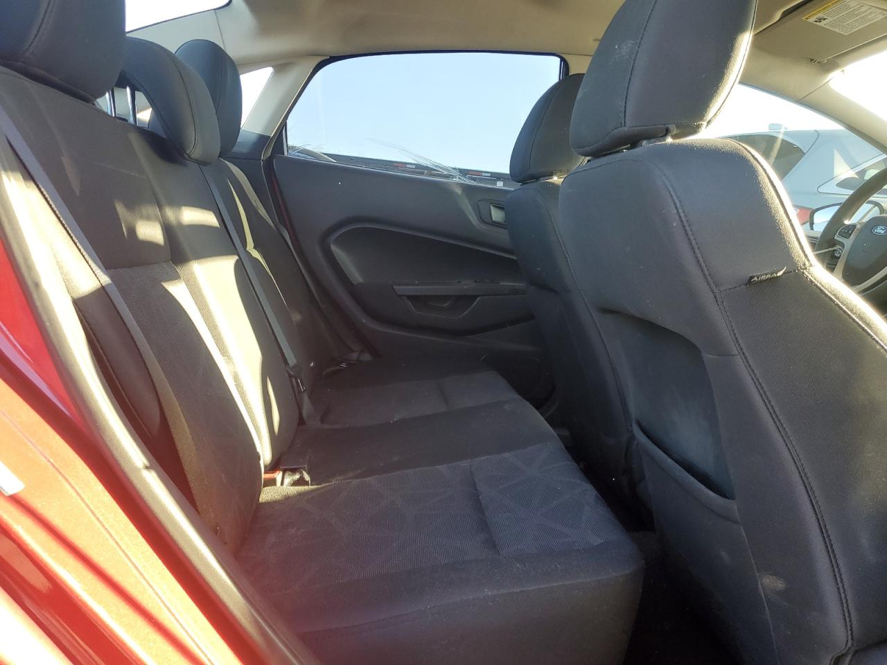 2011 Ford Fiesta - Image 10