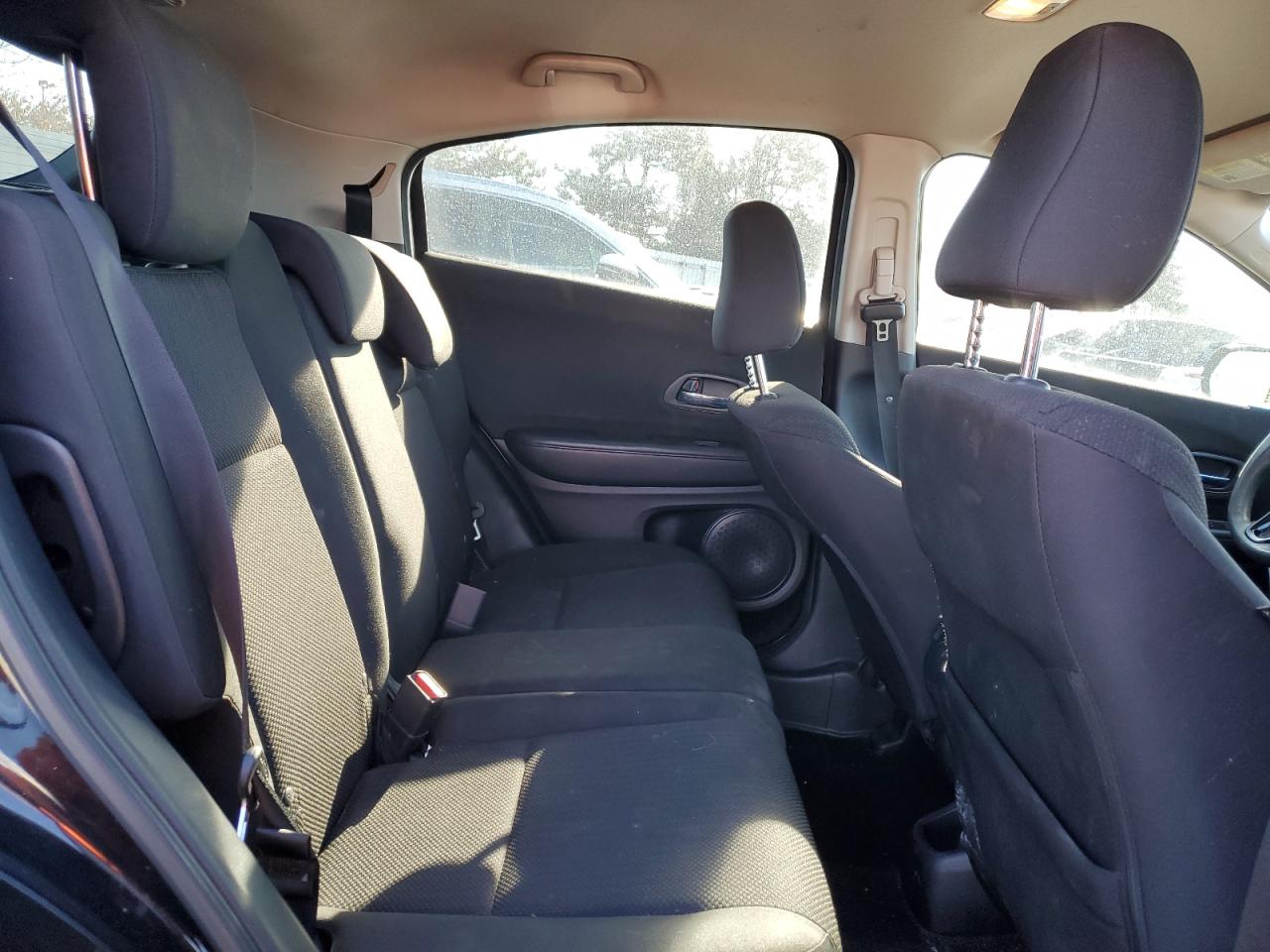 2016 Honda HR-V - Image 11