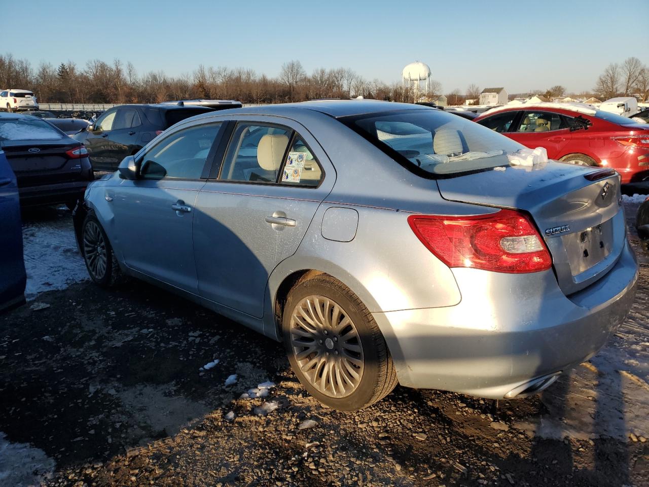 2011 Suzuki Kizashi - Image 2
