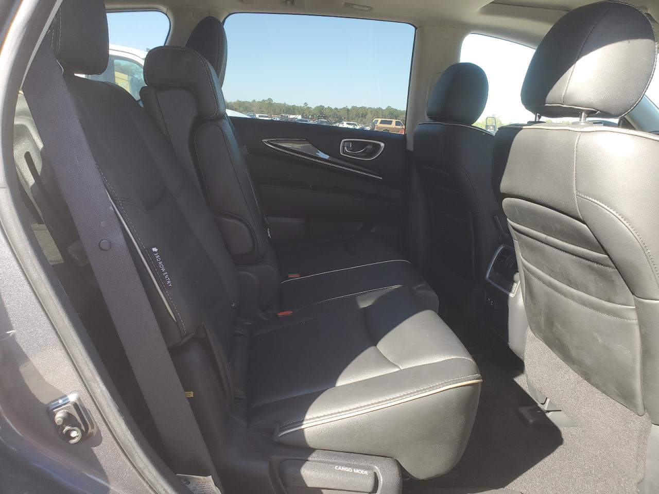 2020 Infiniti QX60 - Image 11
