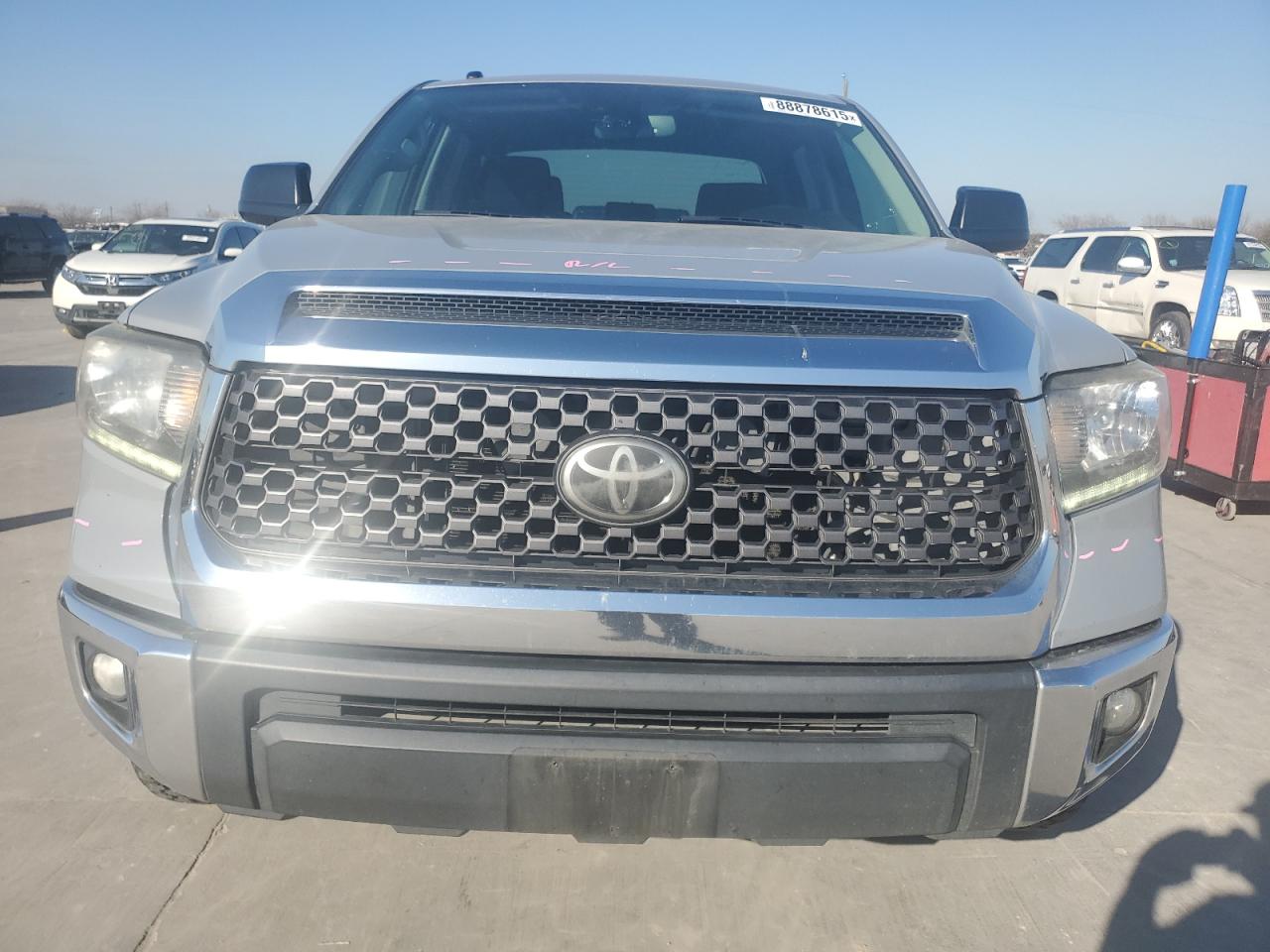 2019 Toyota Tundra - Image 5