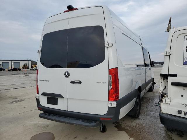  MERCEDES-BENZ SPRINTER 2023 Белы