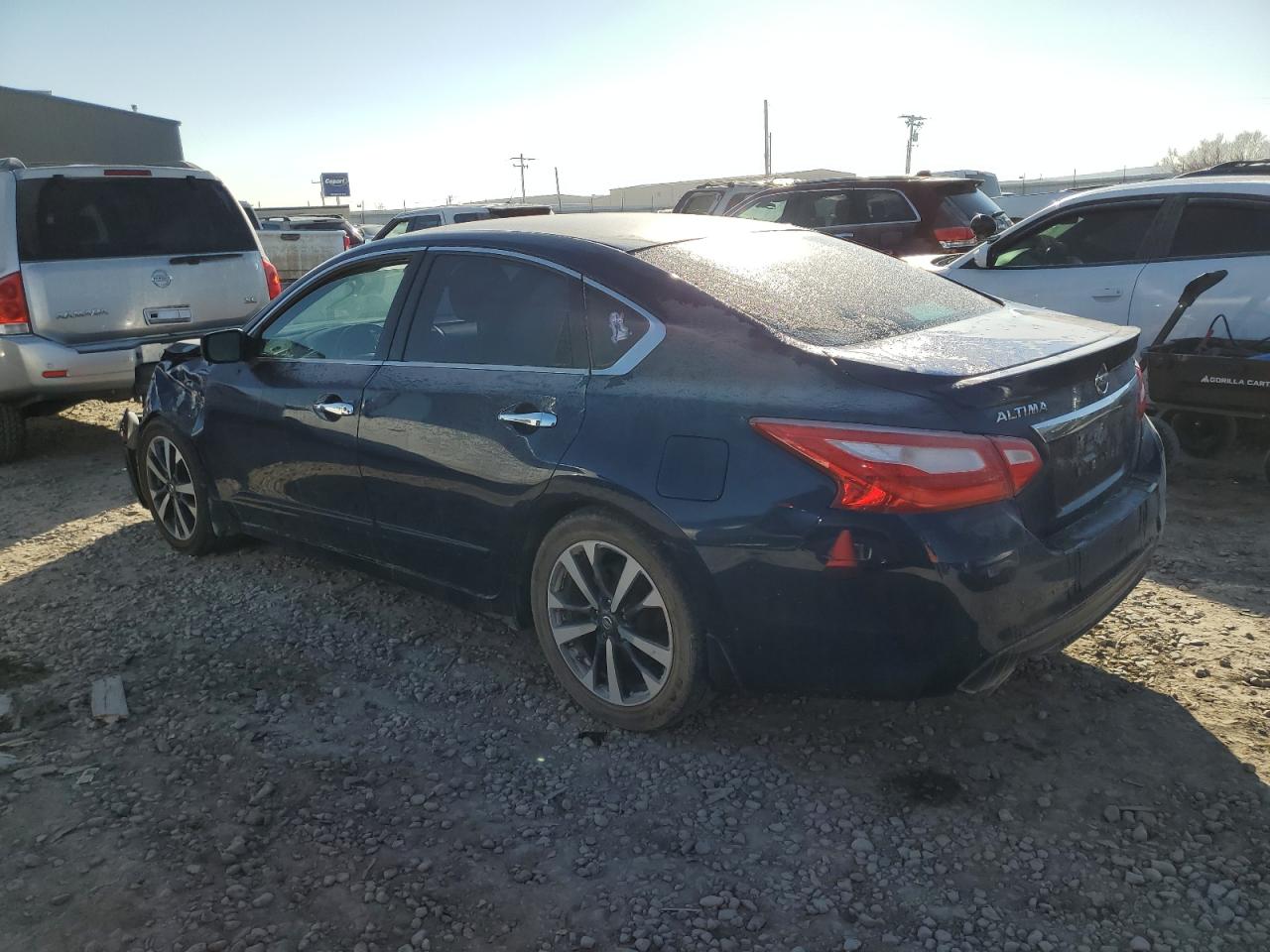 2016 Nissan Altima - Image 2