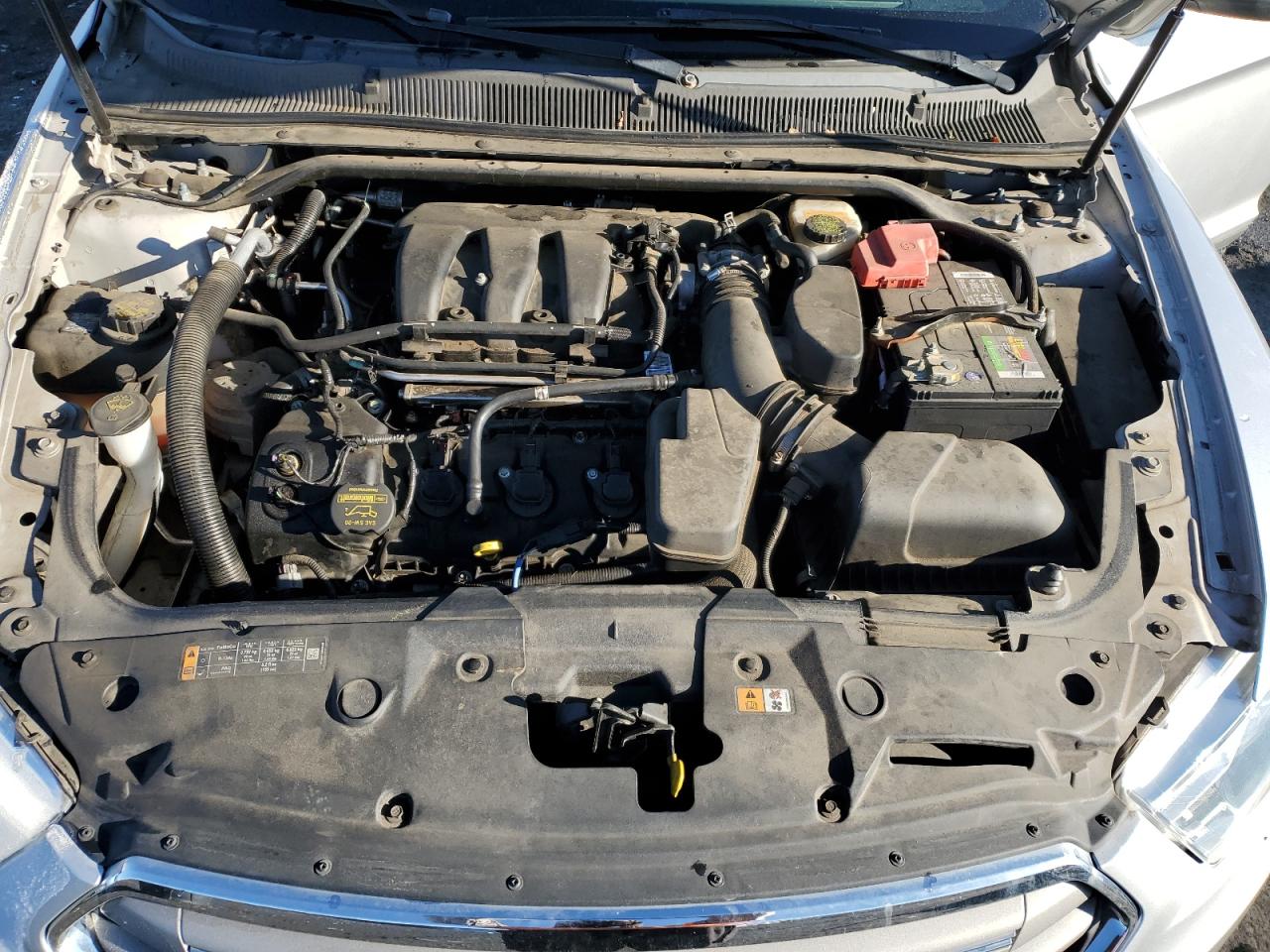 2013 Ford Taurus - Image 12