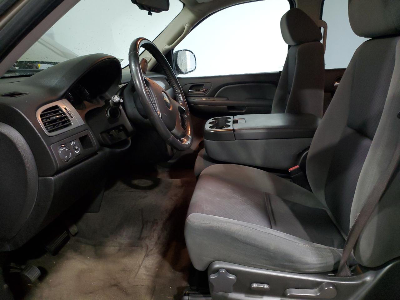 2009 Chevrolet Tahoe - Image 7