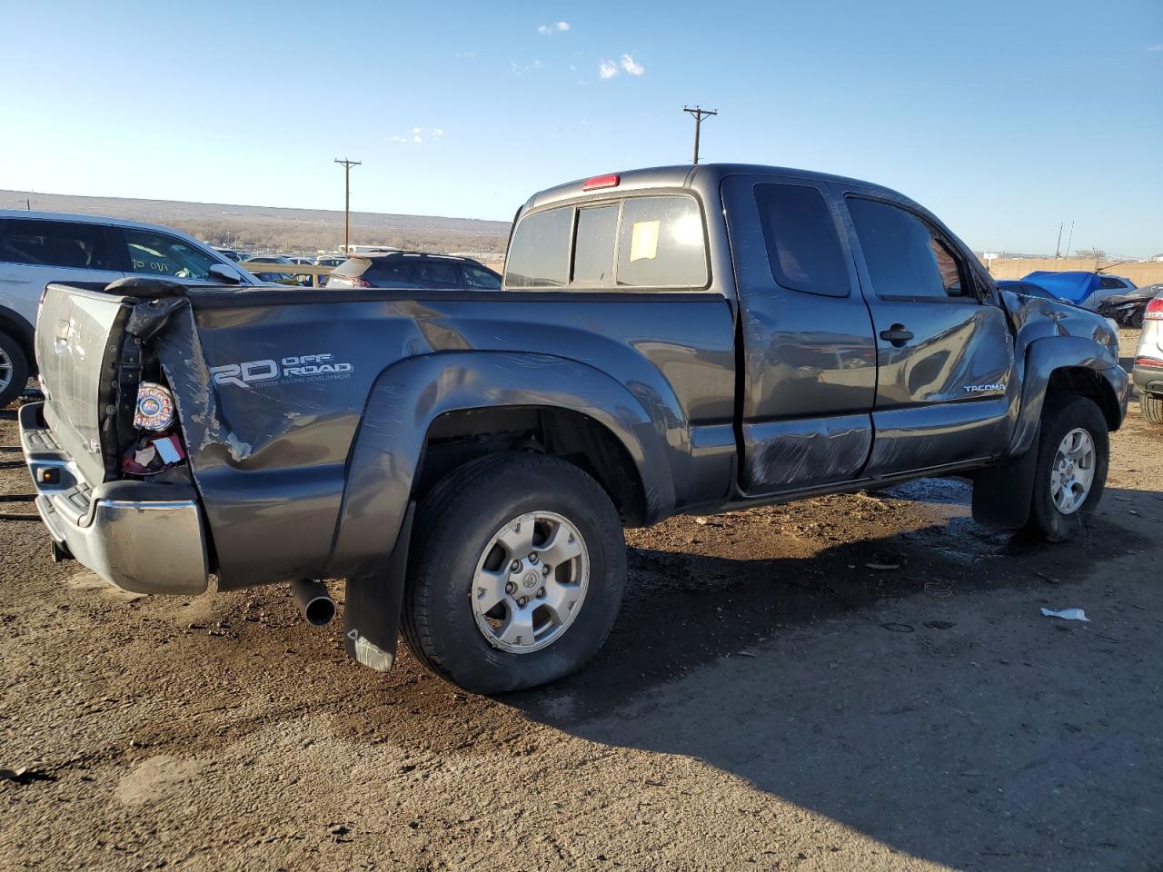 2013 Toyota Tacoma - Image 3