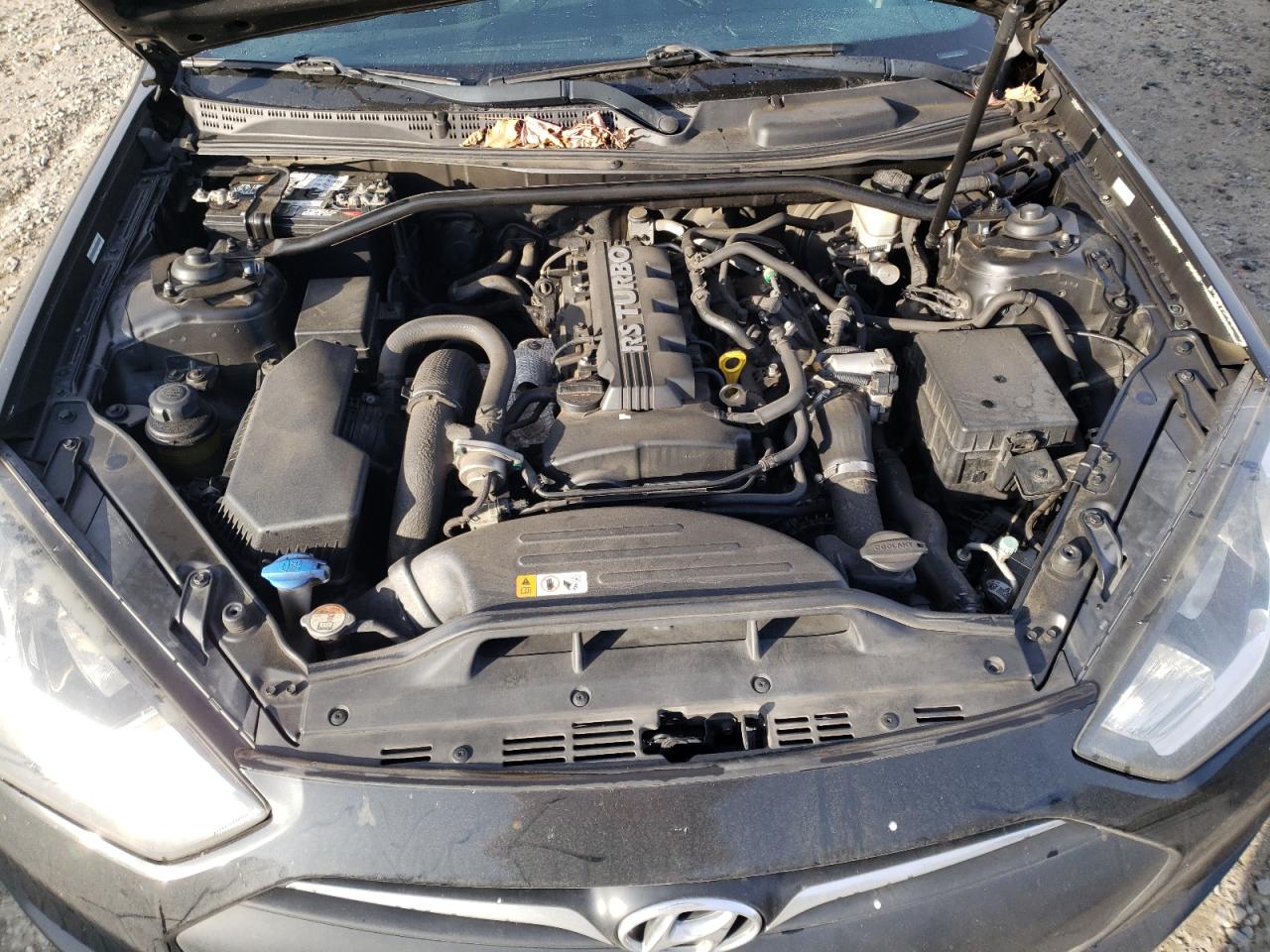 2013 Hyundai Genesis - Image 11
