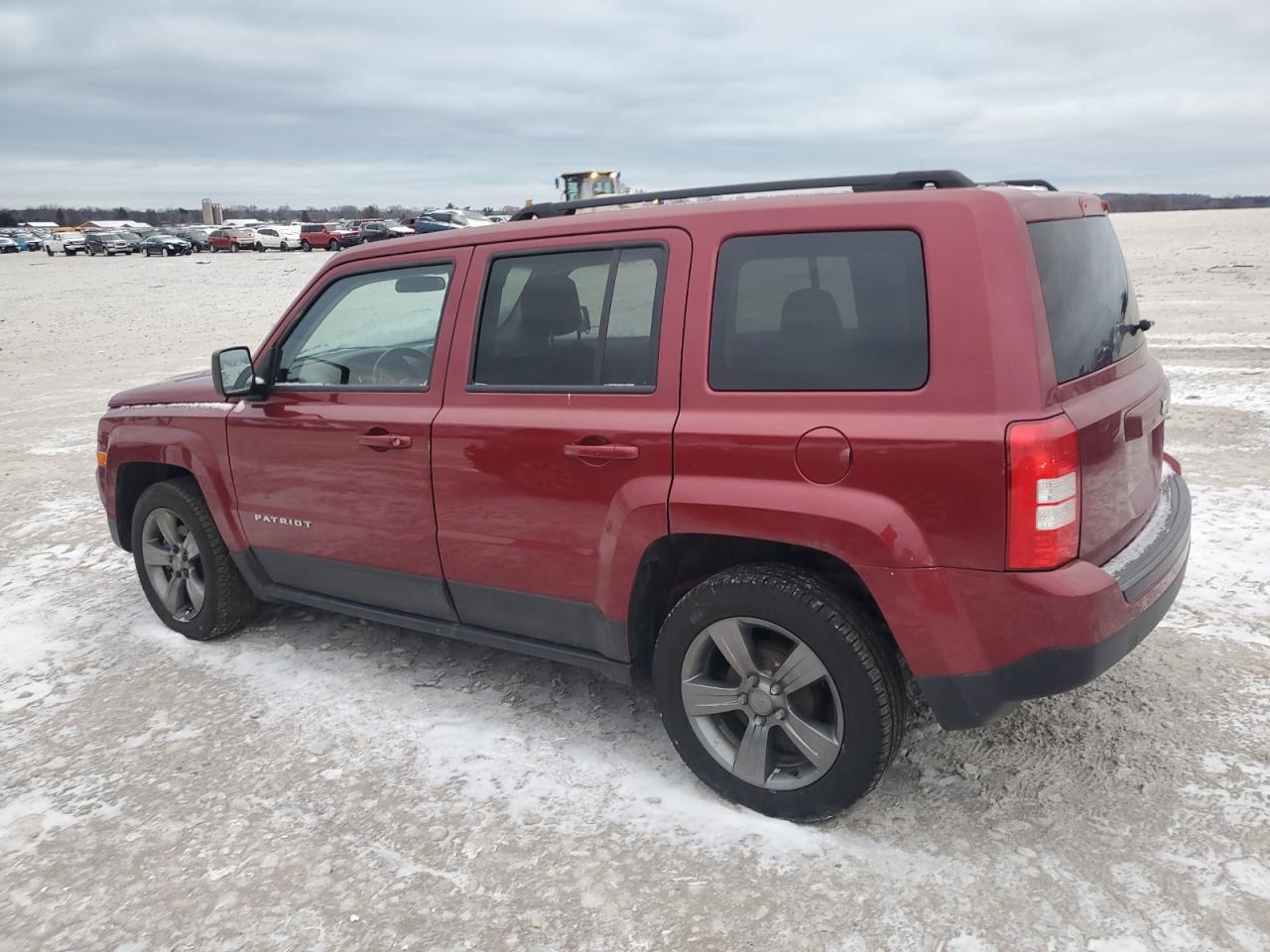 VIN 1C4NJPFA9FD220699 2015 JEEP PATRIOT no.2