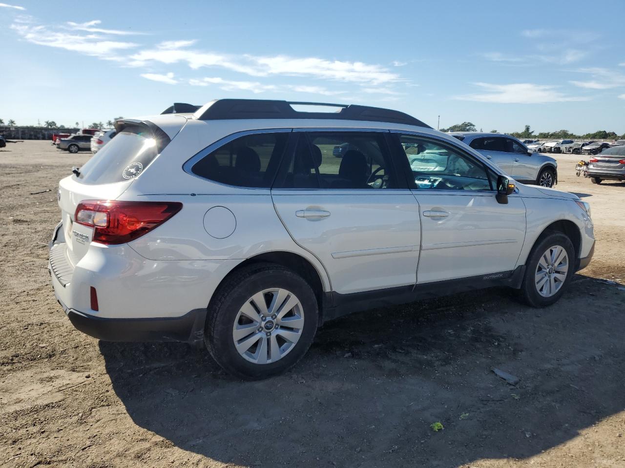2017 Subaru Outback - Image 3