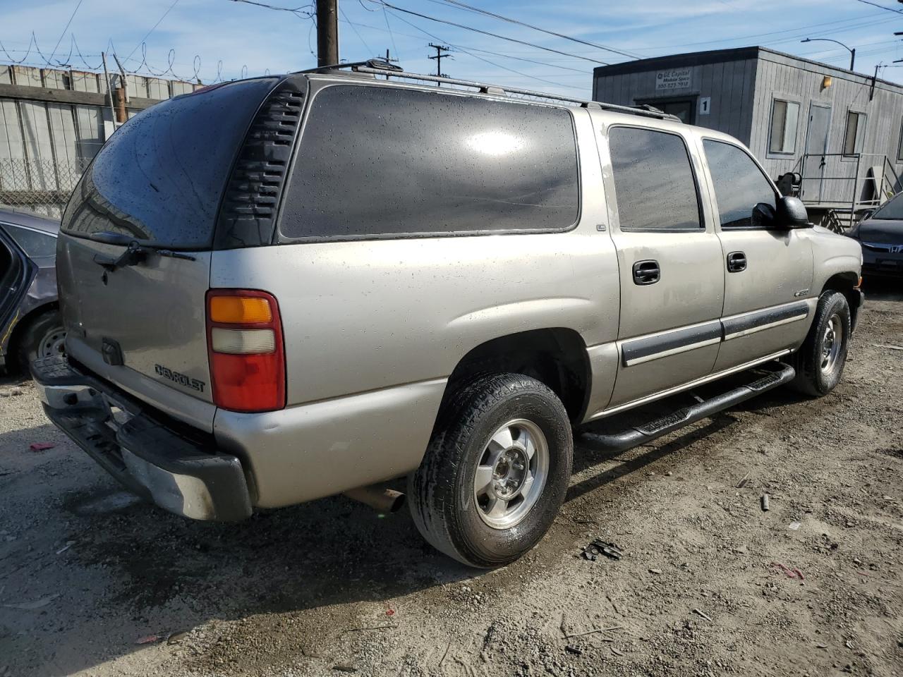 2001 Chevrolet Suburban - Image 3