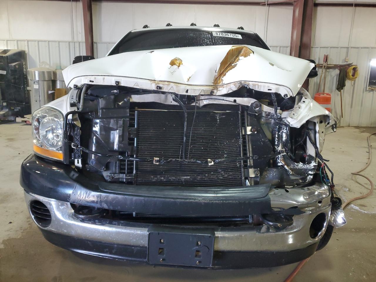 2006 Dodge RAM - Image 5