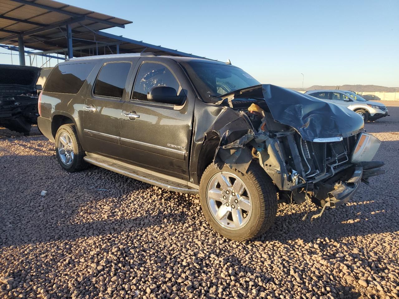2011 GMC Yukon - Image 4