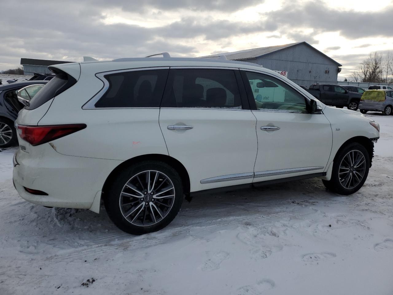 2016 Infiniti QX60 - Image 3
