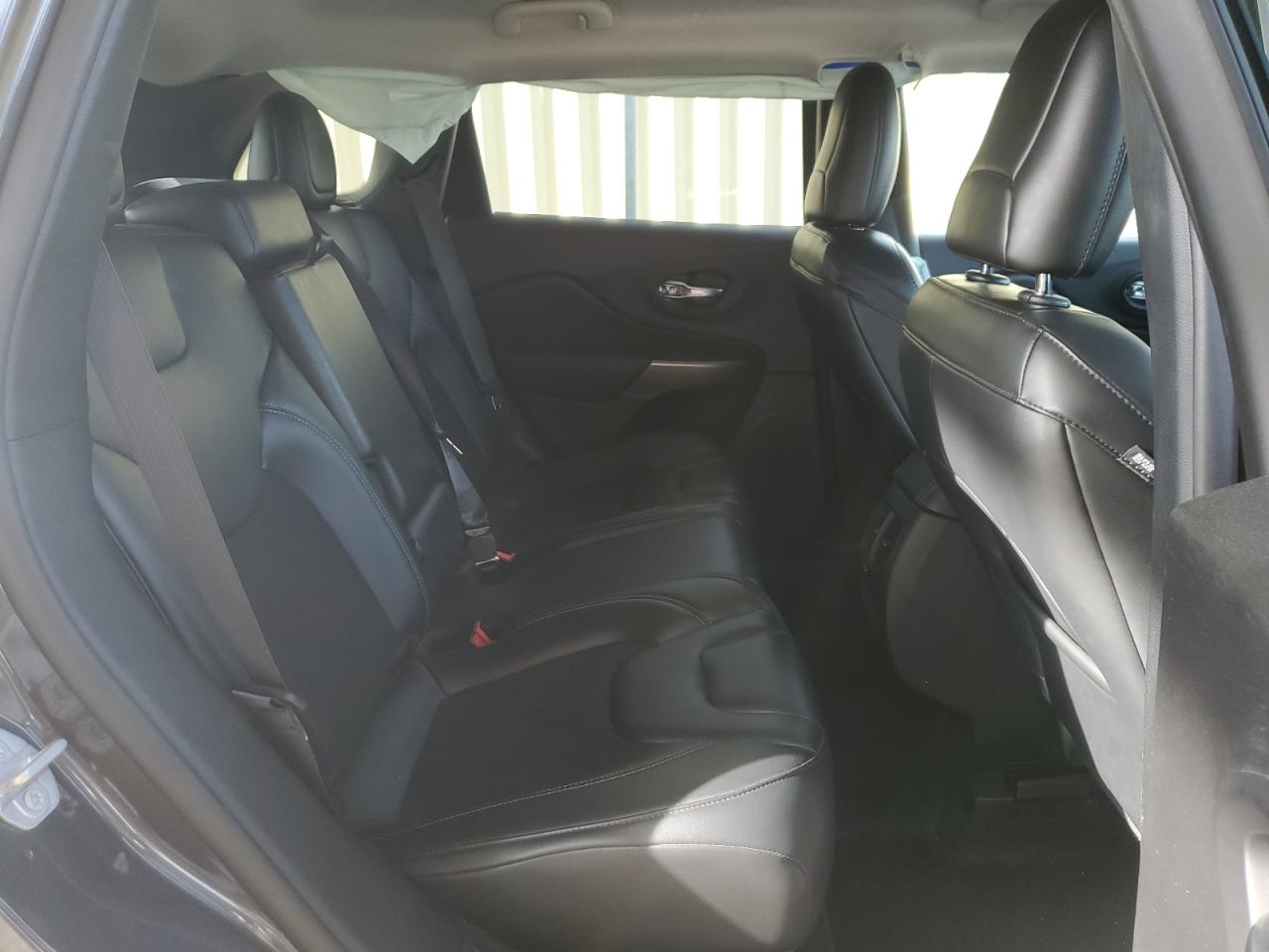 2021 Jeep Grand Cherokee - Image 11