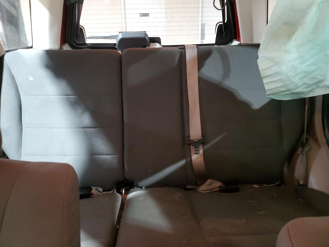 2010 Ford Escape - Image 10