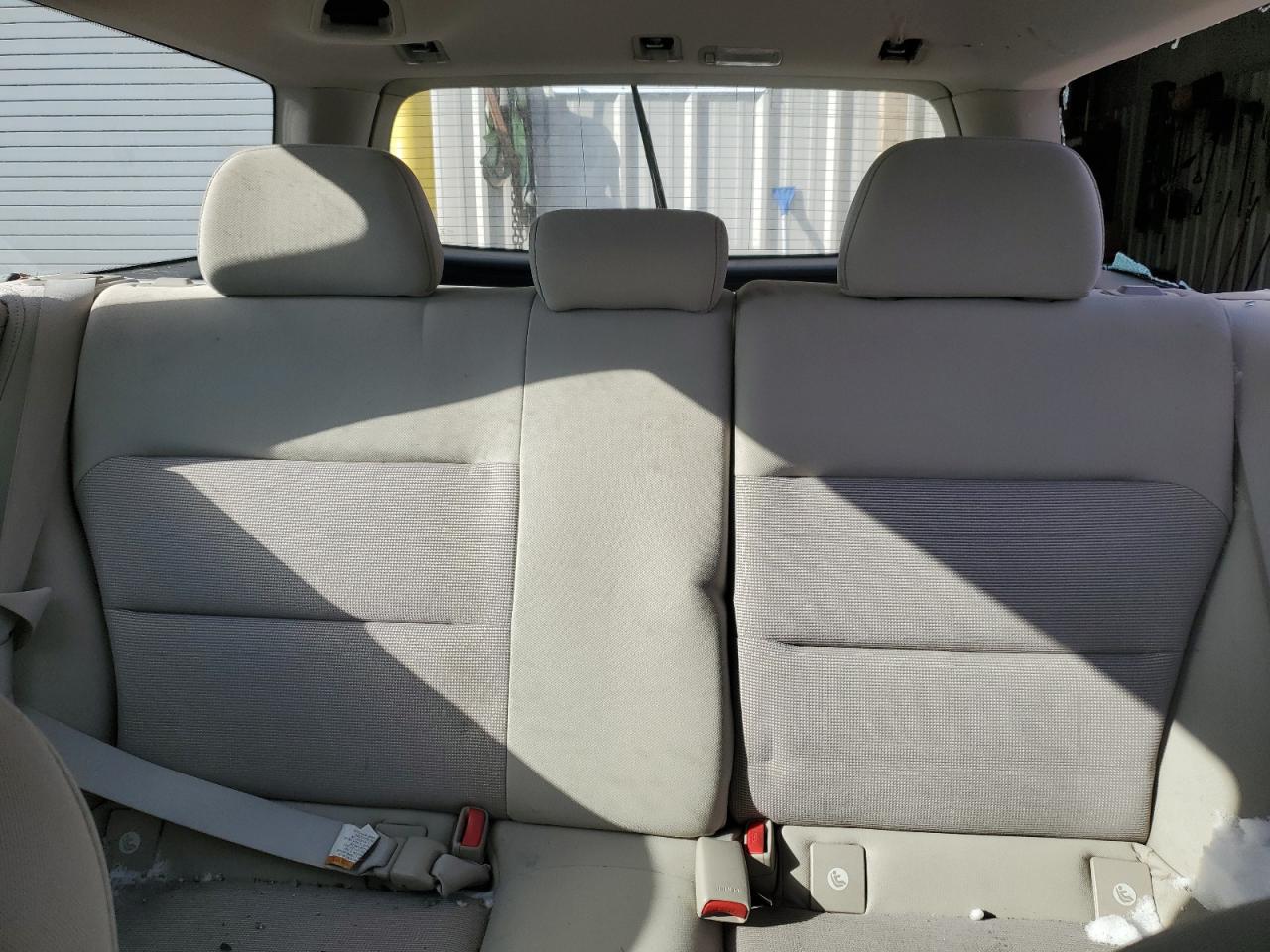 2007 Subaru Outback - Image 10
