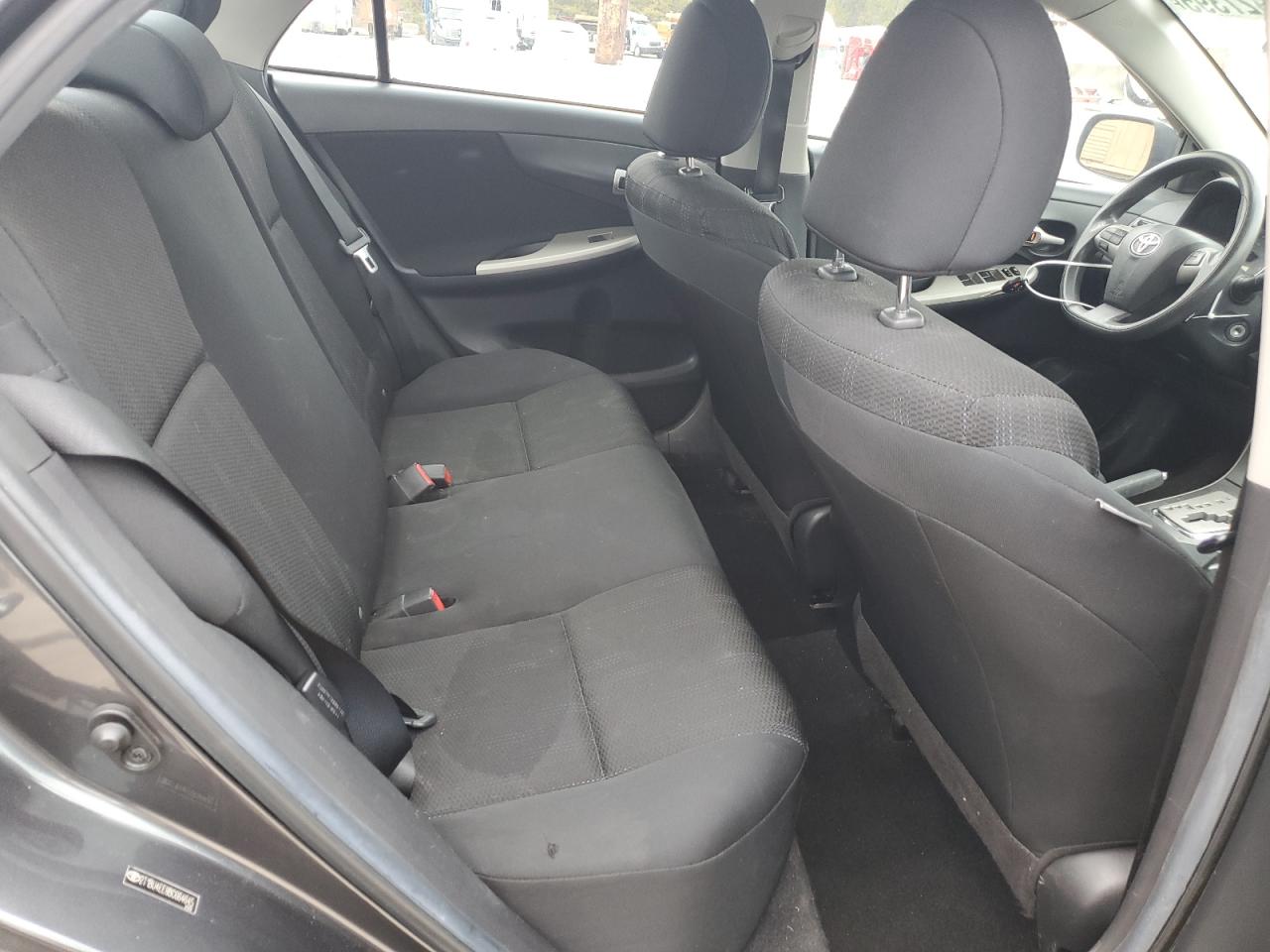 2011 Toyota Corolla - Image 10