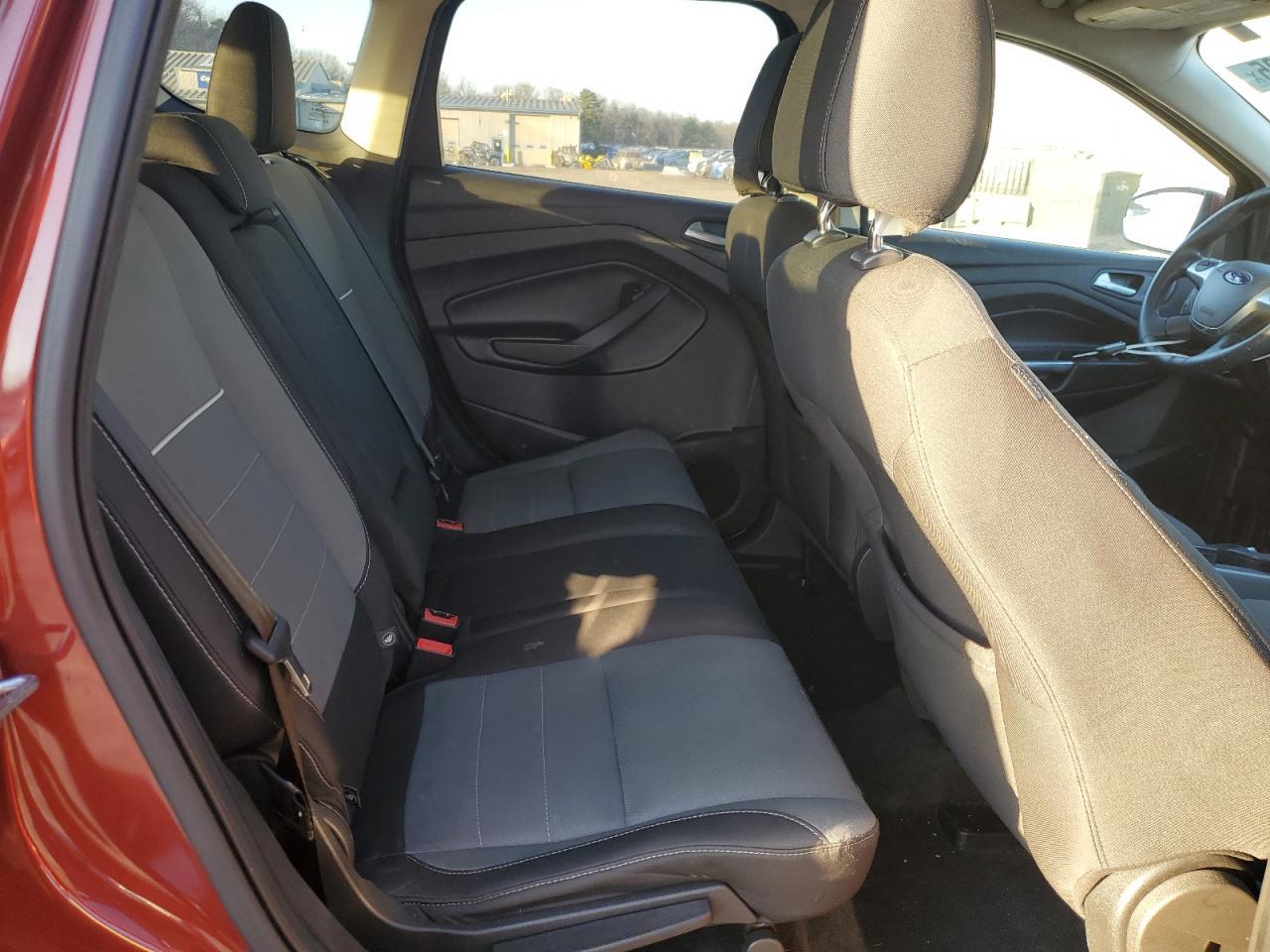 2015 Ford Escape - Image 12