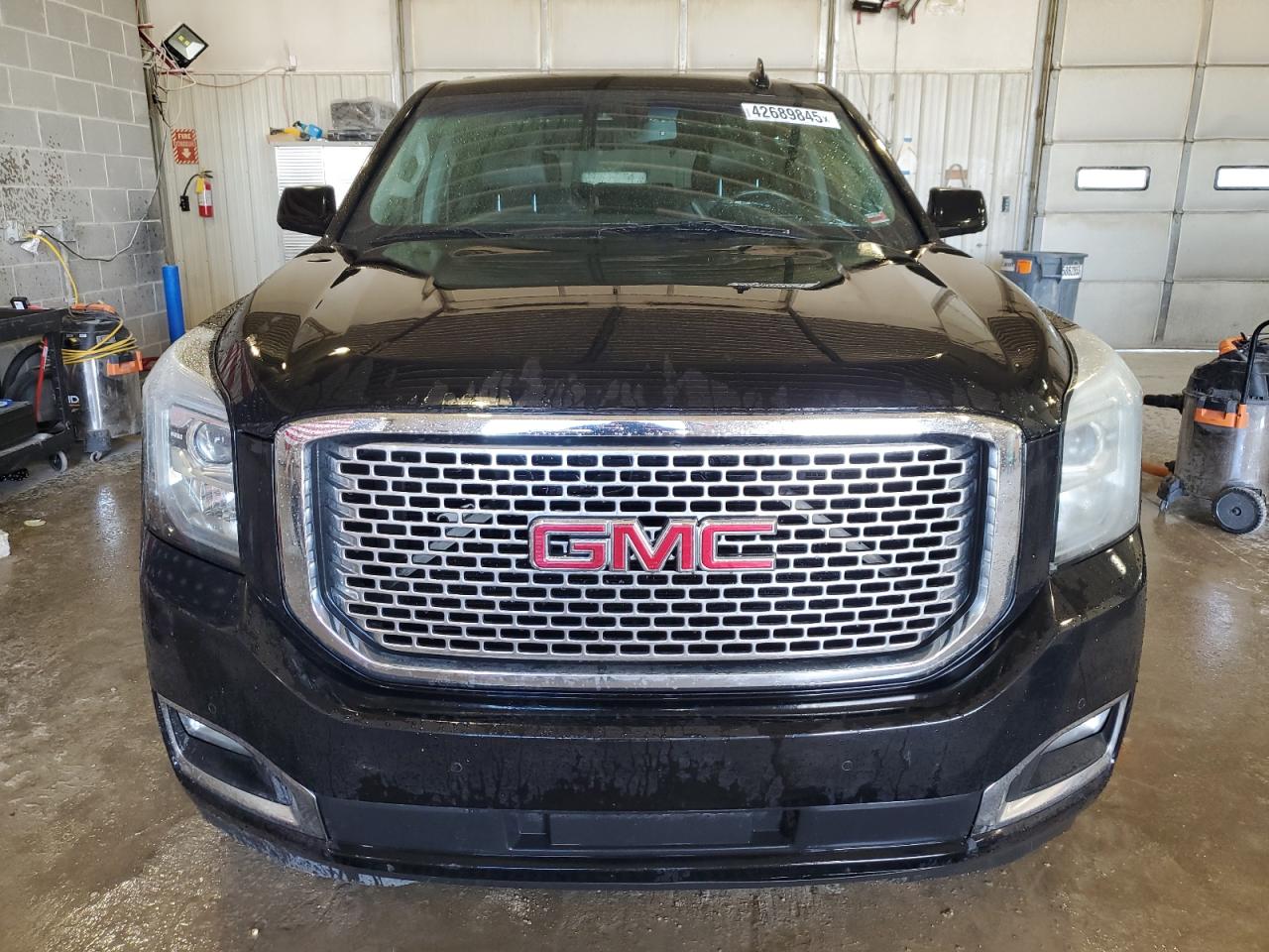 2015 GMC Yukon - Image 5