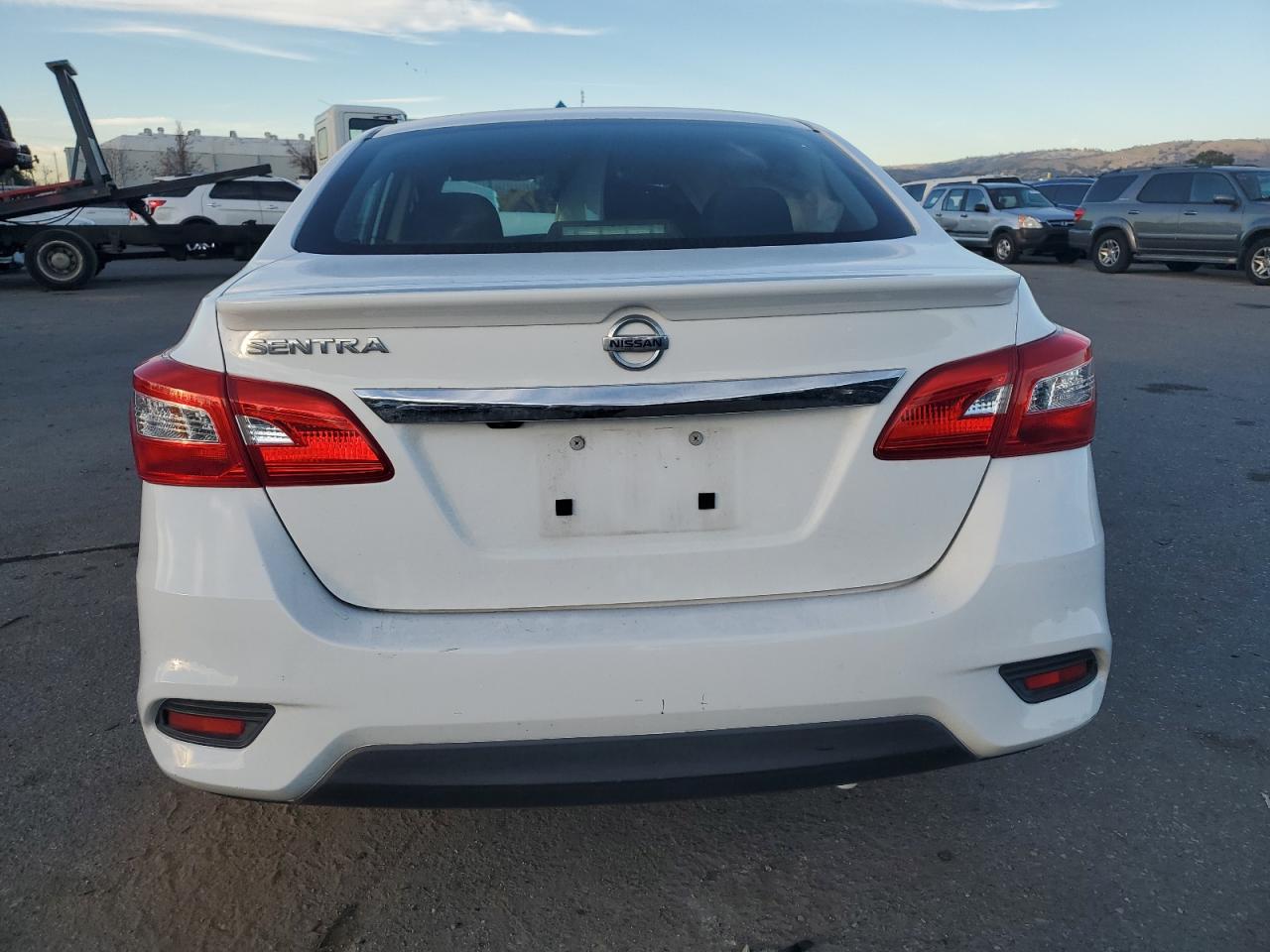 2019 Nissan Sentra - Image 6