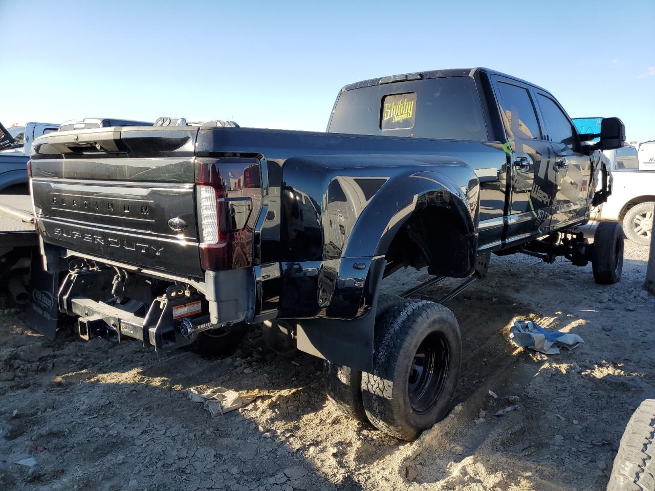2017 Ford F350 - Image 3