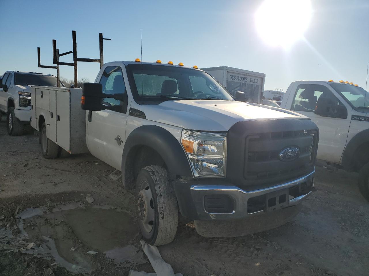 2015 Ford F450 - Image 4