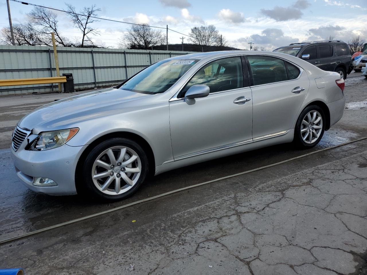 2007 Lexus LS - Image 1