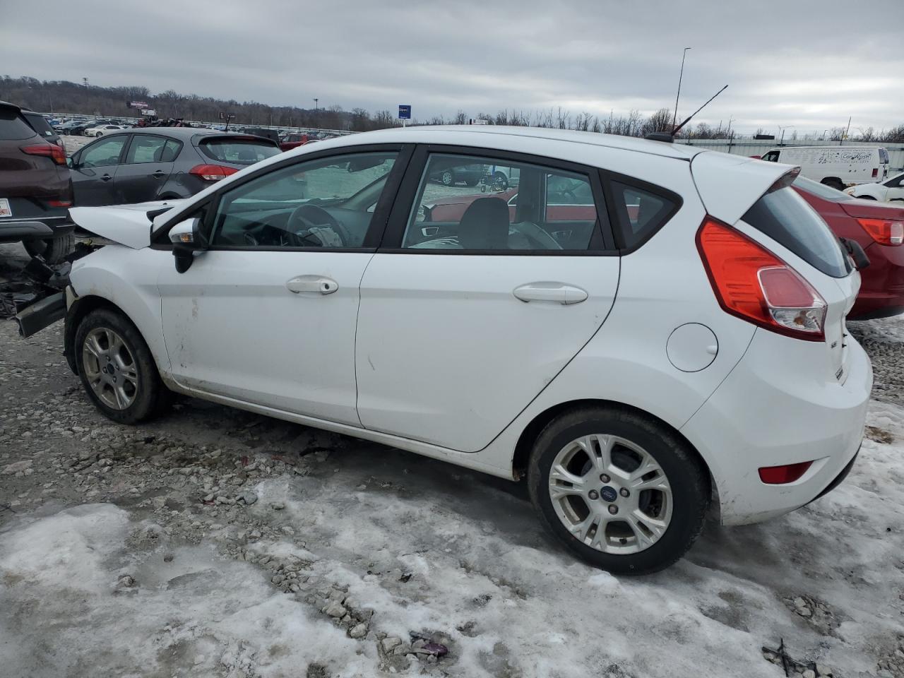 2015 Ford Fiesta - Image 2